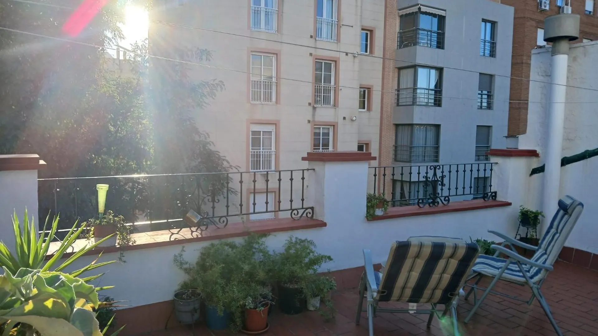 Alojamiento En Residencial Capuchinos Cerca Del Centro Historico De Malaga Homestay